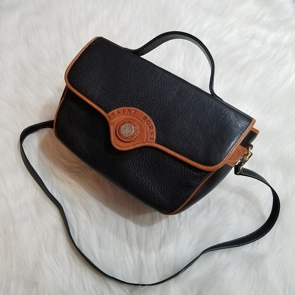 Saint Borse Handbags - Vtg Saint Borse Black Leather Shoulder Bag
